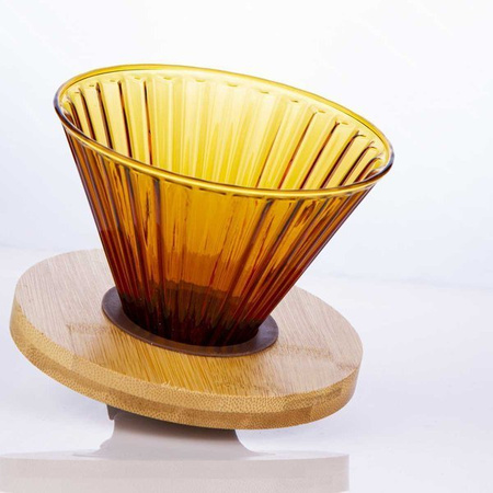 Drip szklany do kawy z drewanianą podstawą