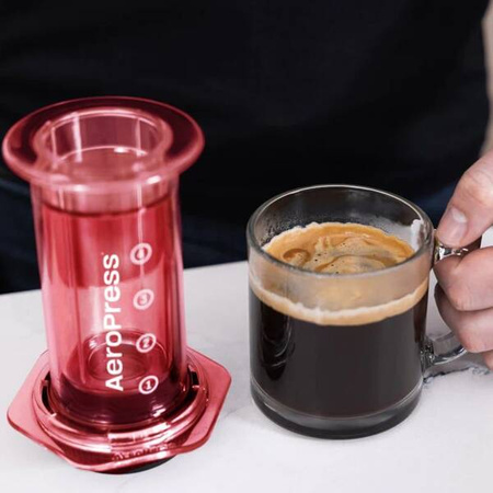 AeroPress Clear Red - Zaparzacz do kawy czerwony 250ml